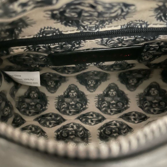 Ed Hardy Black  Satchel - Picture 5 of 5